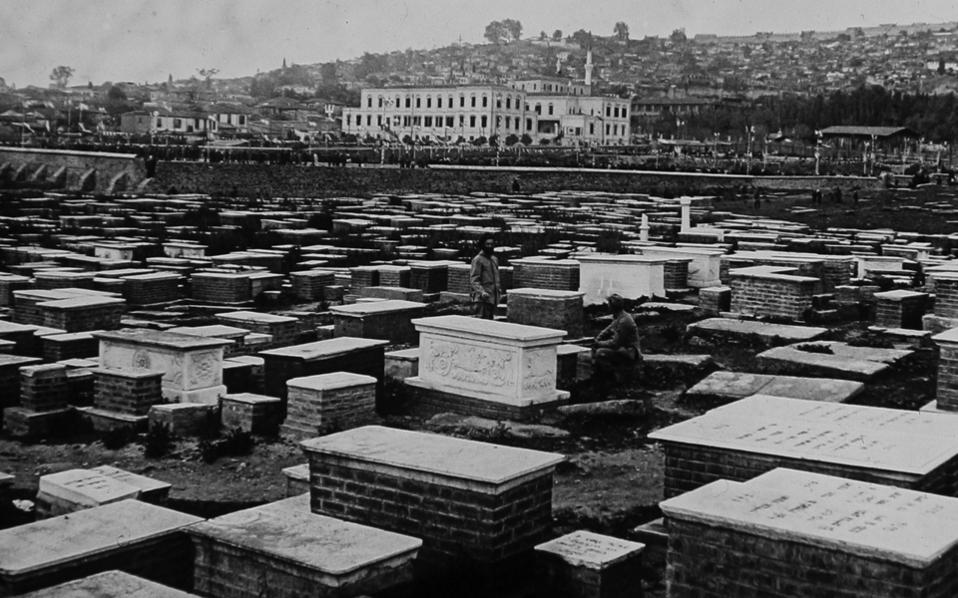 Web image of a Jewish cemetery in Thessaloniki
